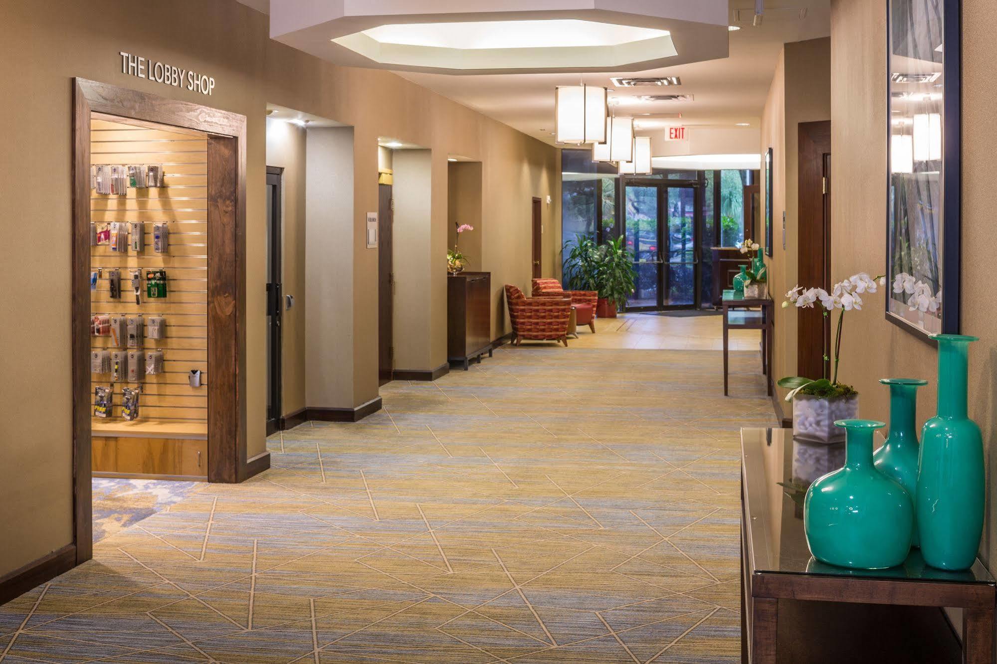 Marriott Westshore 3*